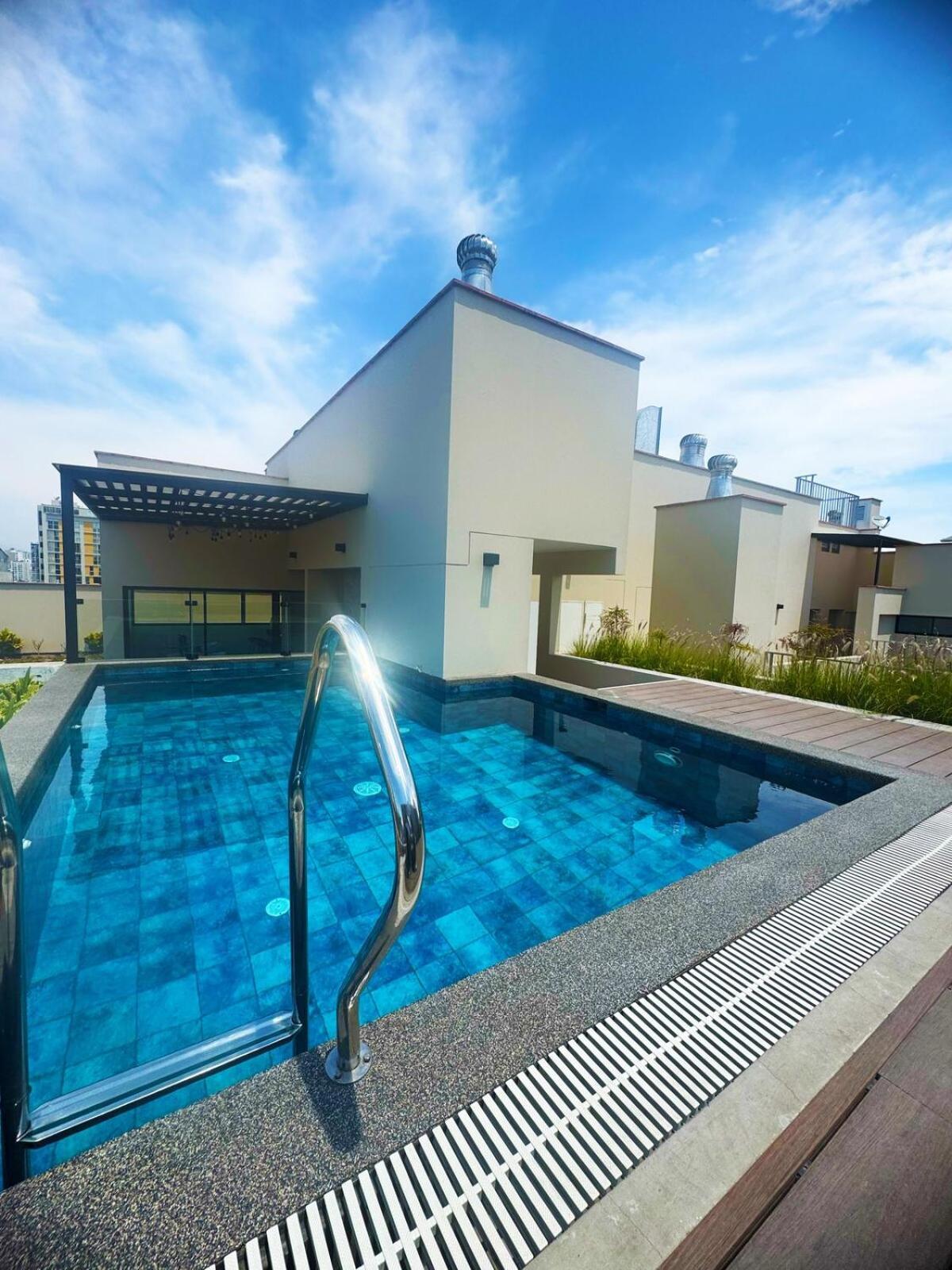 Appartamento Beautiful Brand New In An Excellent Area